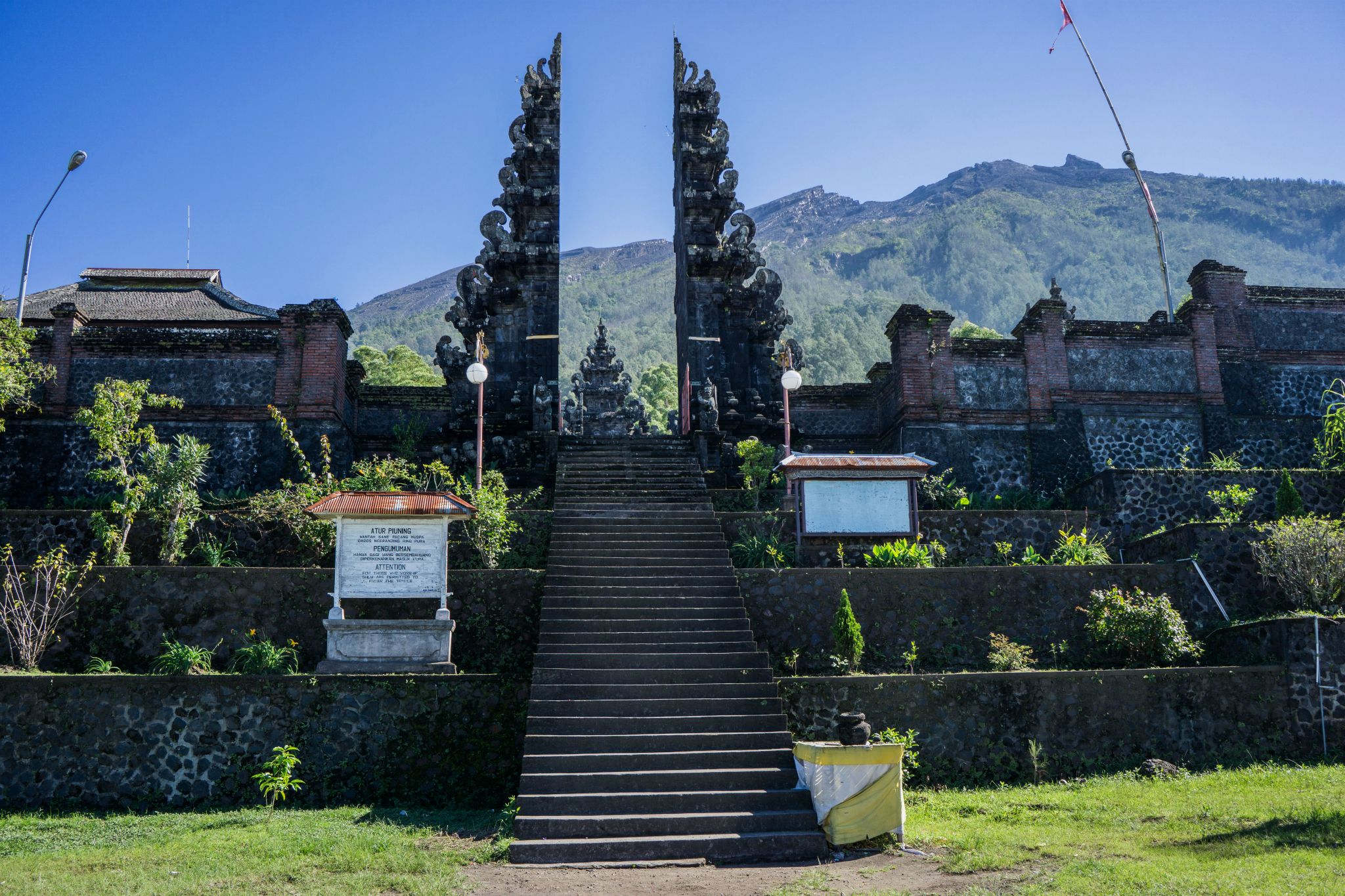 Pasar Agung